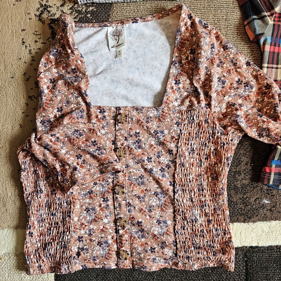 Self Esteem floral top - Picture 2 of 3